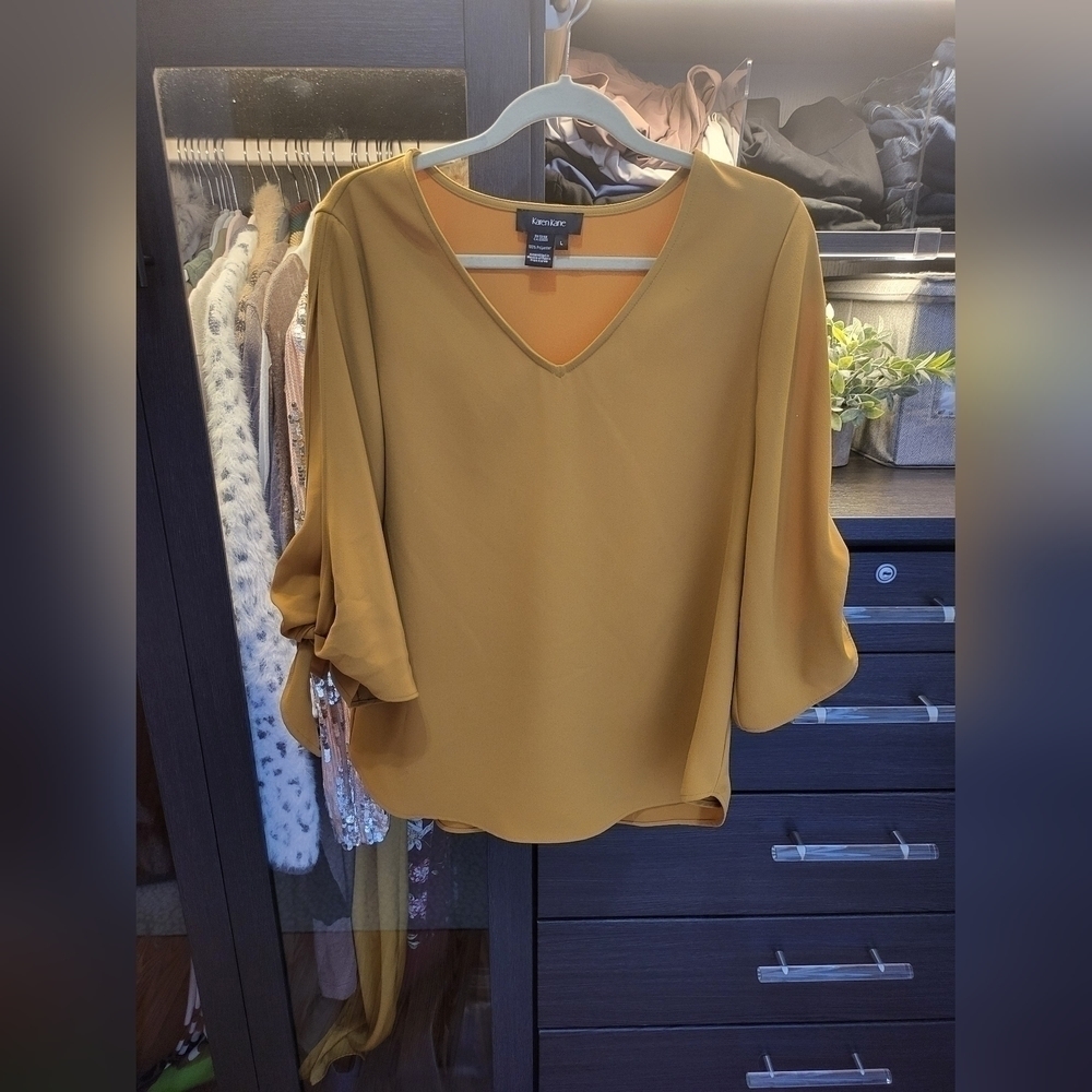 Karen Kane Amber Waves Tie Sleeve Top NWT